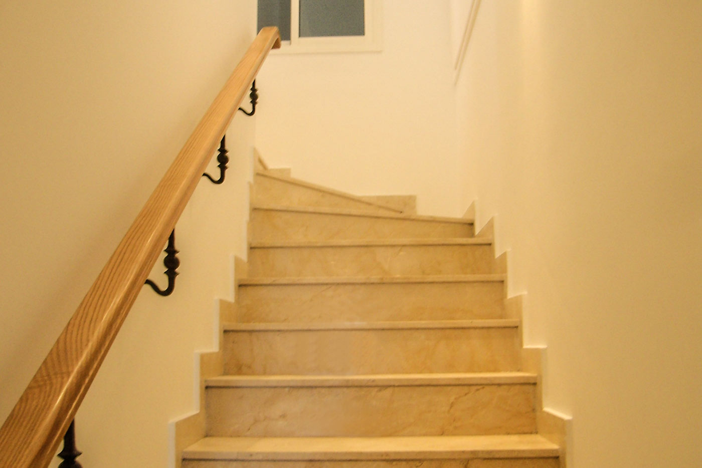 Jaber Residence - Yellow Stairs